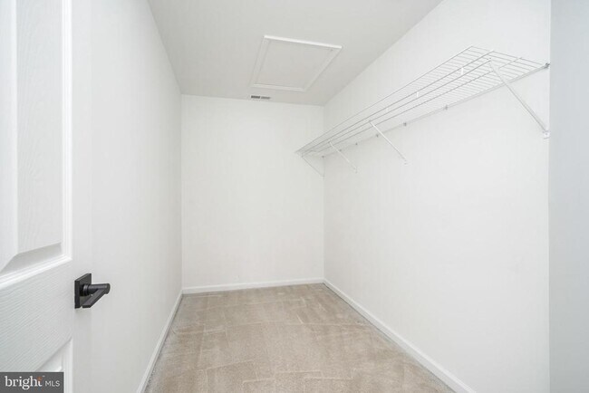 Building Photo - 8 Trout Trail