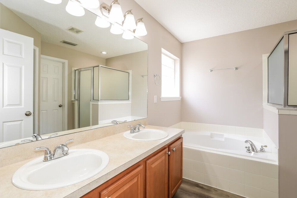 Building Photo - 3899 Pebble Brooke Circle South