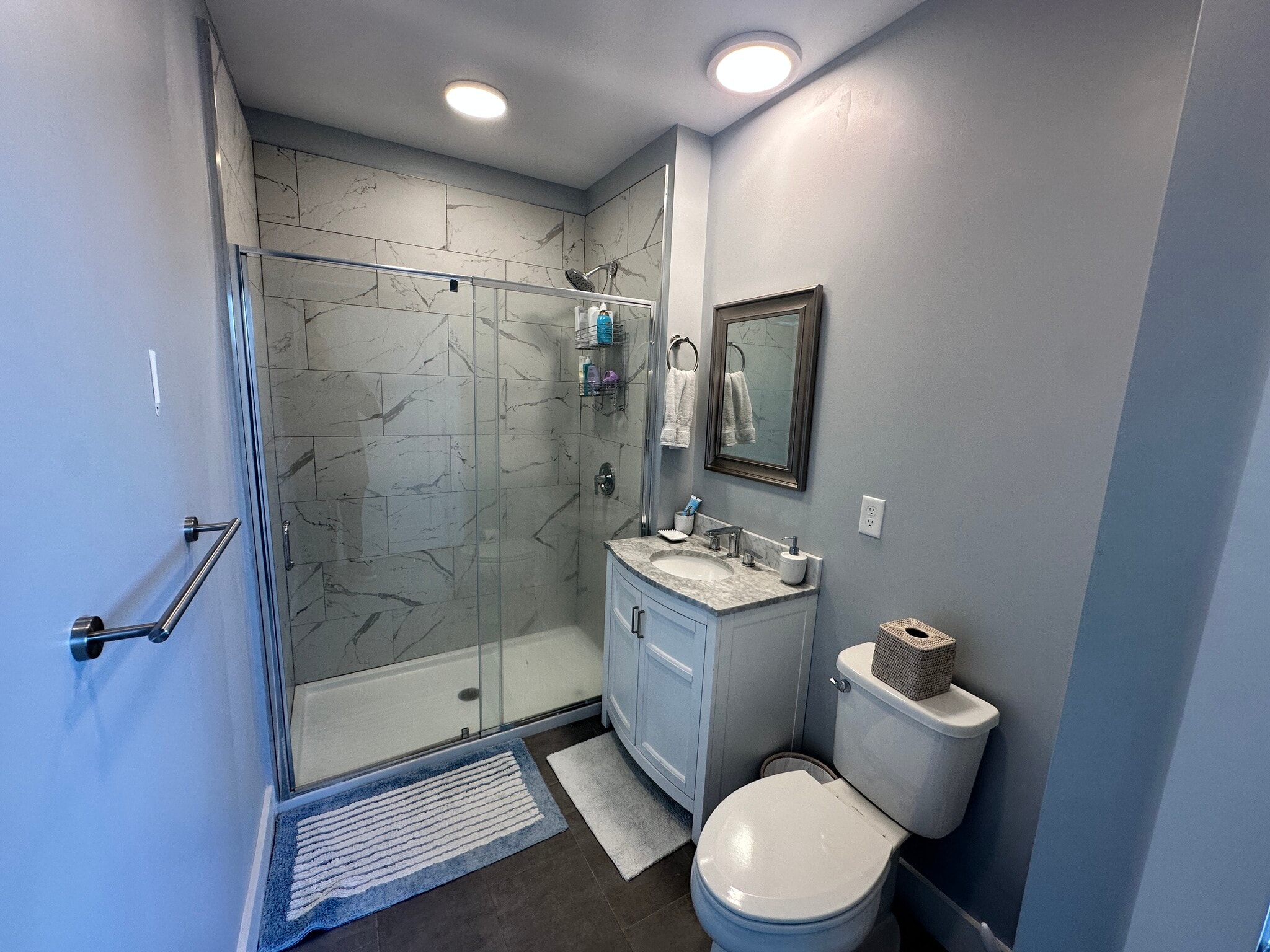 Building Photo - 55 W 5th St