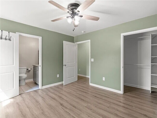 Building Photo - Beautiful 3 Bedroom Home in Country Setting