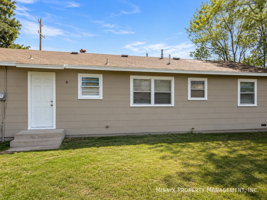Building Photo - 6118 Ave. P-