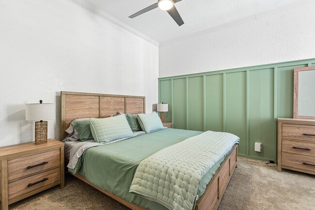 Building Photo - 4890 Bonsai Cir