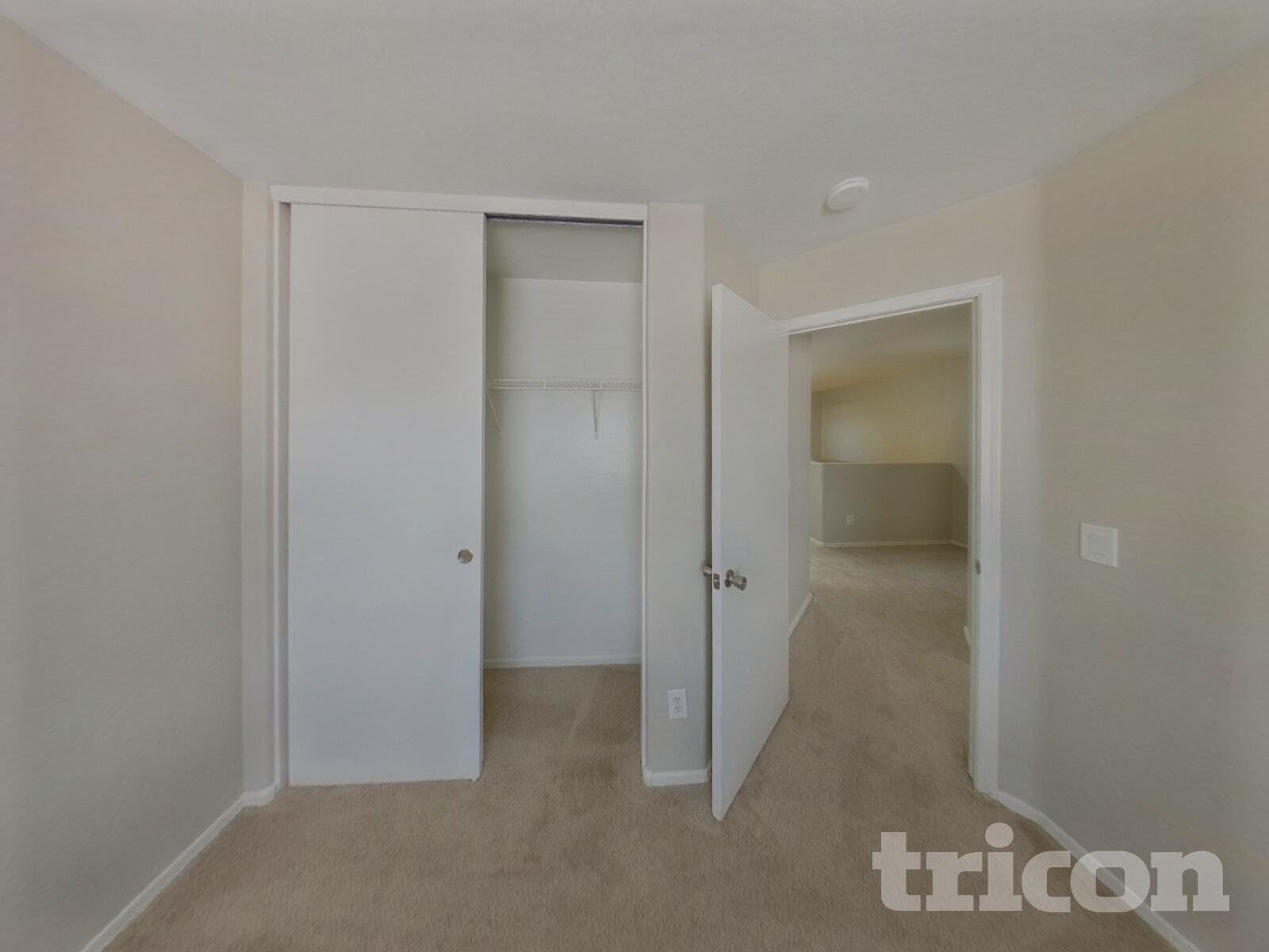 Building Photo - 4102 S 62nd Ln