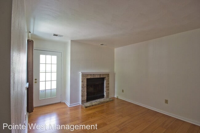 Building Photo - 2 br, 2 bath Apartment - 102 Chowning Place