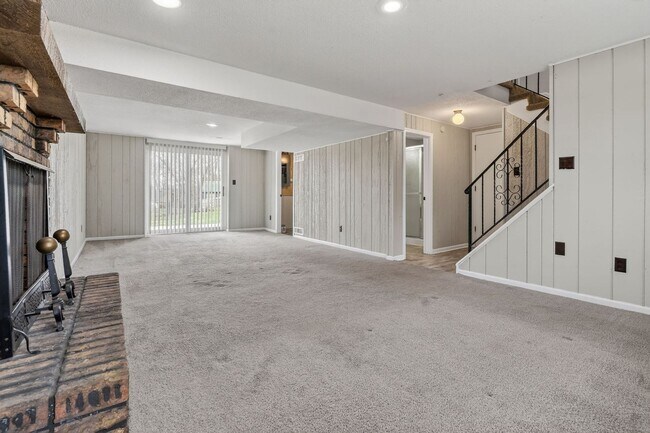 Building Photo - Spacious 3-Bed/2-Bath Home in Independence!