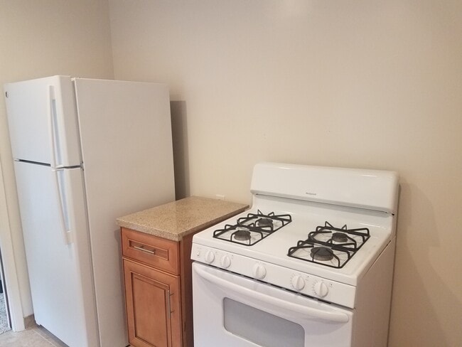 Building Photo - 121 Paseo De La Concha