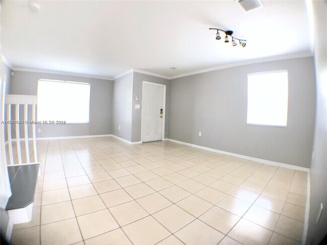 Building Photo - 12804 SW 31st St