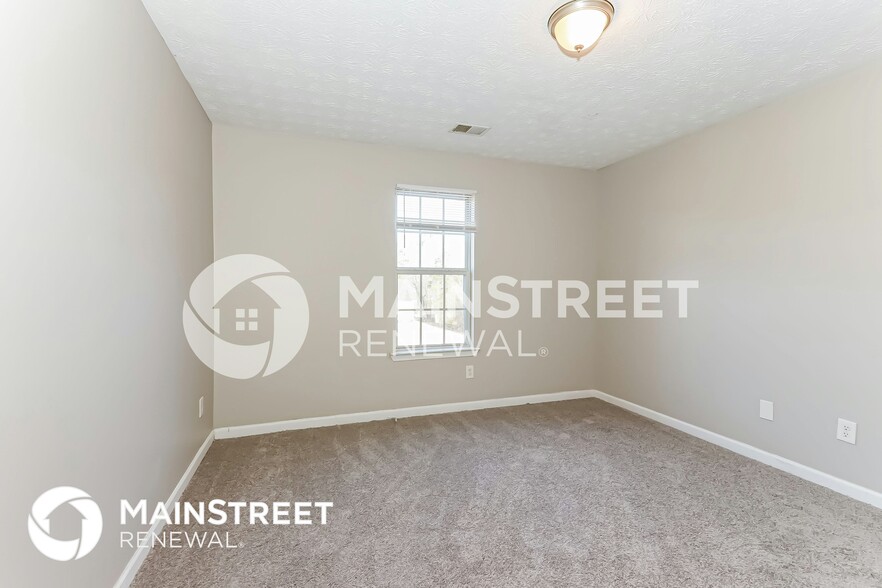 Building Photo - 290 Pleasant Hills Dr