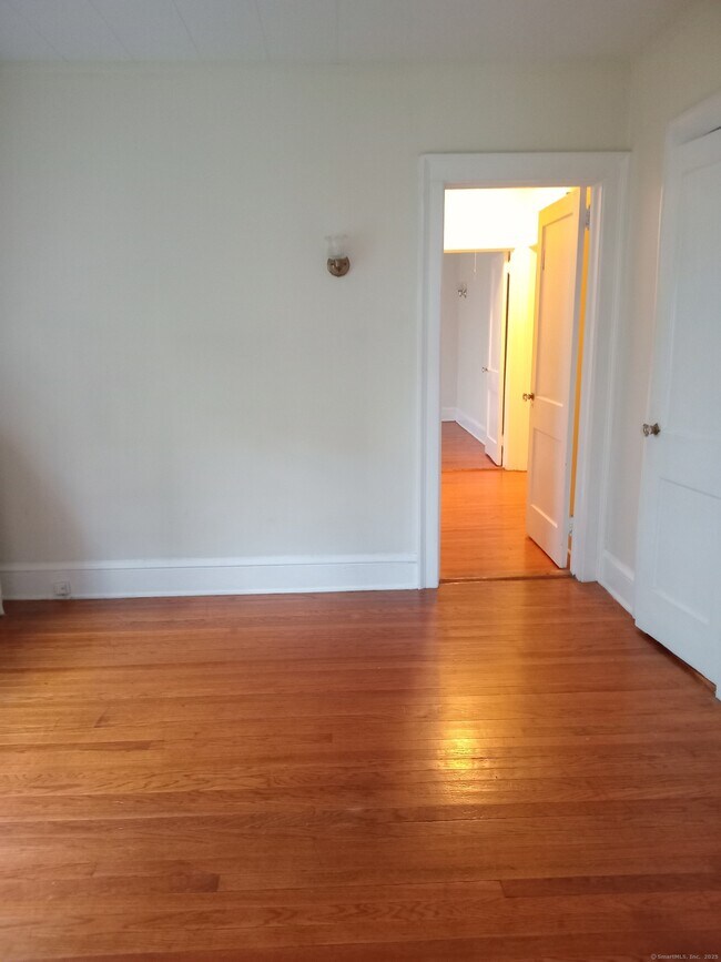 Building Photo - 44 Ardmore Rd