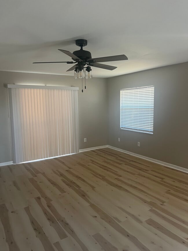 Building Photo - 1769 Fairview Shores Dr