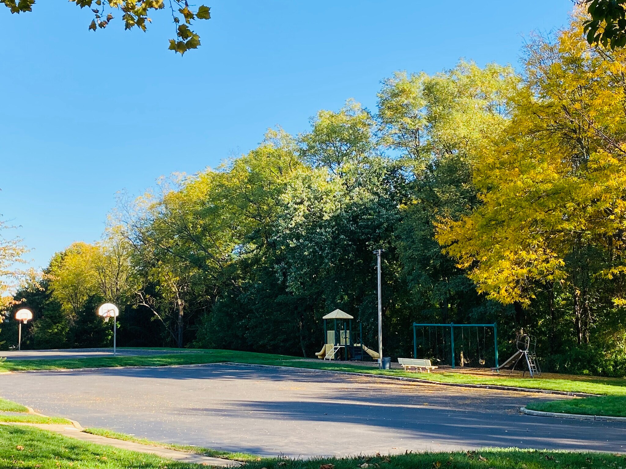 Building Photo - 305 Shepherds Way