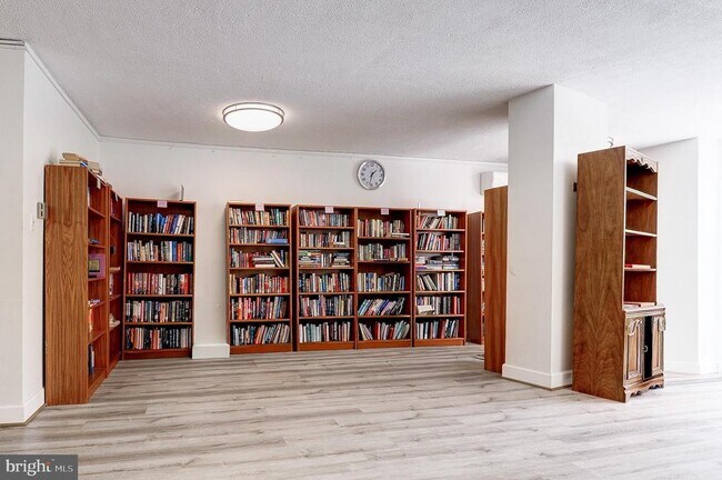 Building Photo - 10500 Rockville Pike