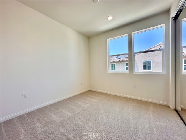 Building Photo - 2440 E Agave St