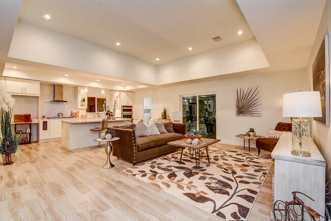 Building Photo - 5730 Birdwood Rd