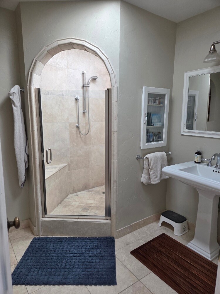 Building Photo - 6746 Cutting Blvd