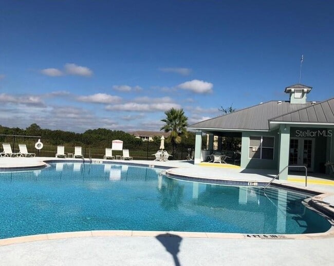 Building Photo - 6146 Olivedale Dr
