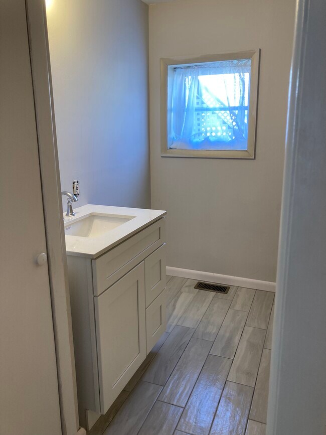 hall bath - 136 Highland Ave