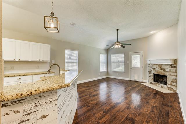 Building Photo - 1615 Shadow Crest Dr