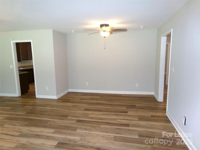 Building Photo - 40119 NC-740