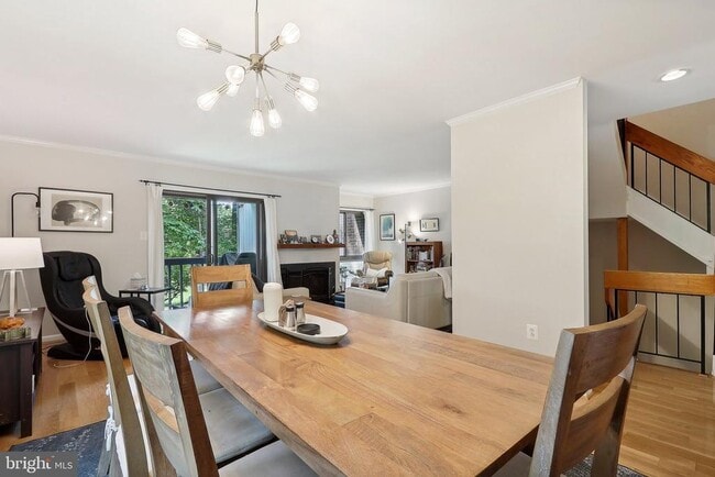 Building Photo - 2031 Approach Ln