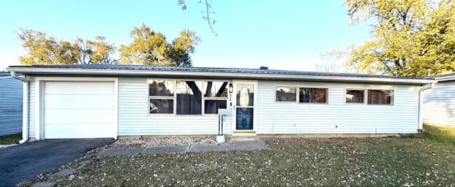 Building Photo - 2626 Corvalis Ave