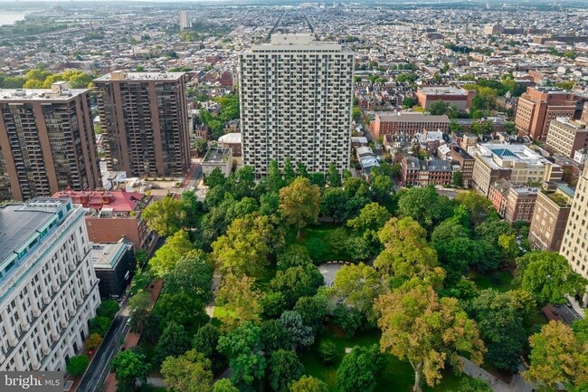 Building Photo - 1101 Locust St