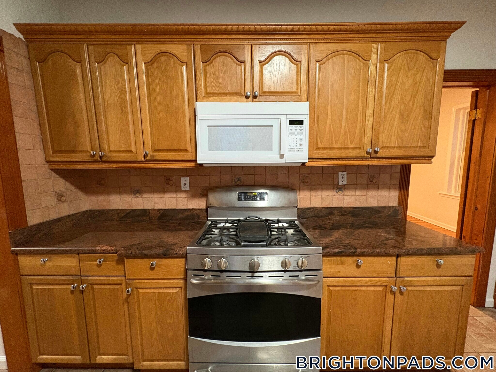 Building Photo - 6 Litchfield St