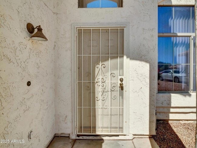 Building Photo - 13620 N 82nd Ln