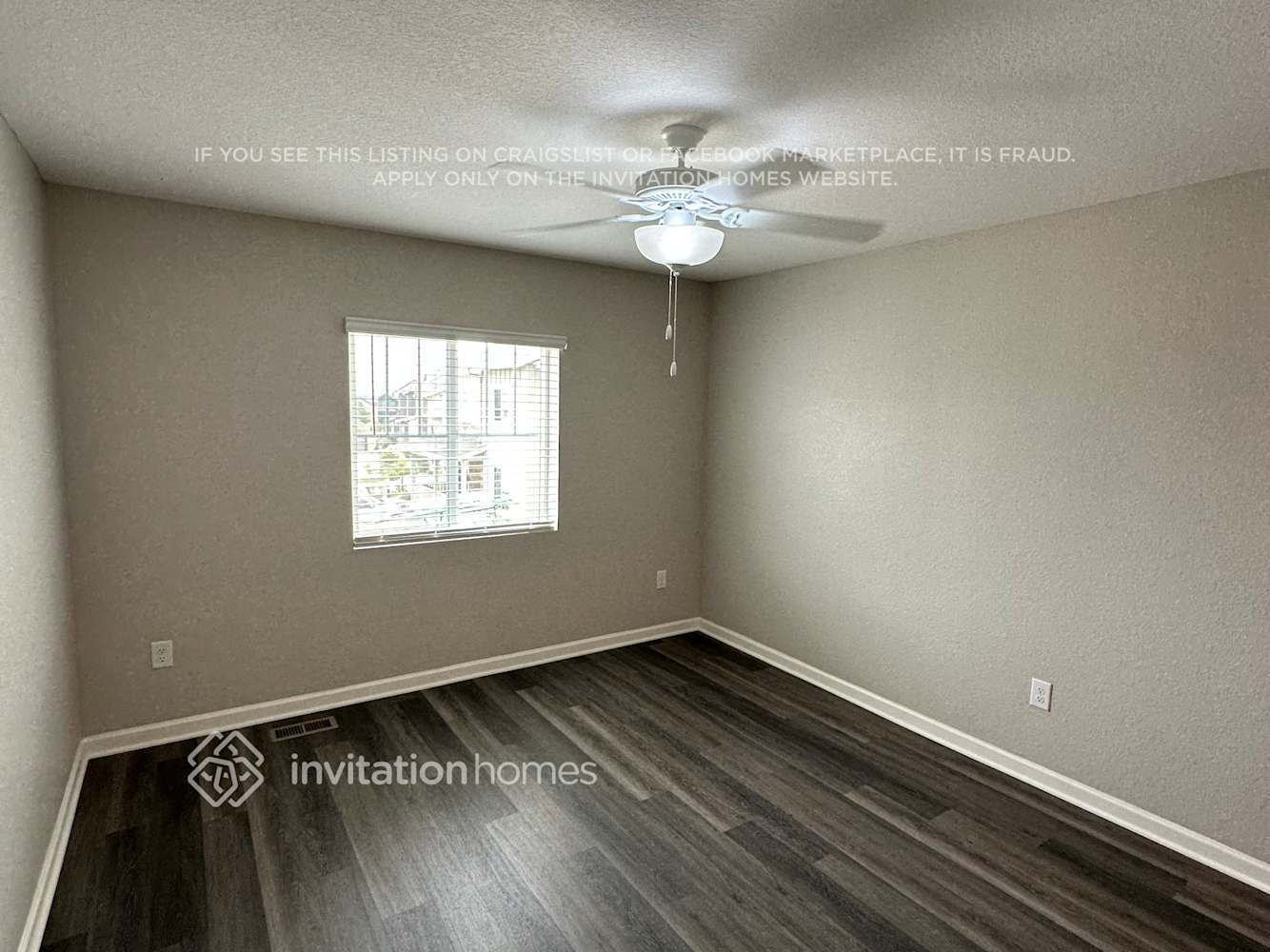 Building Photo - 1867 S Elk Way