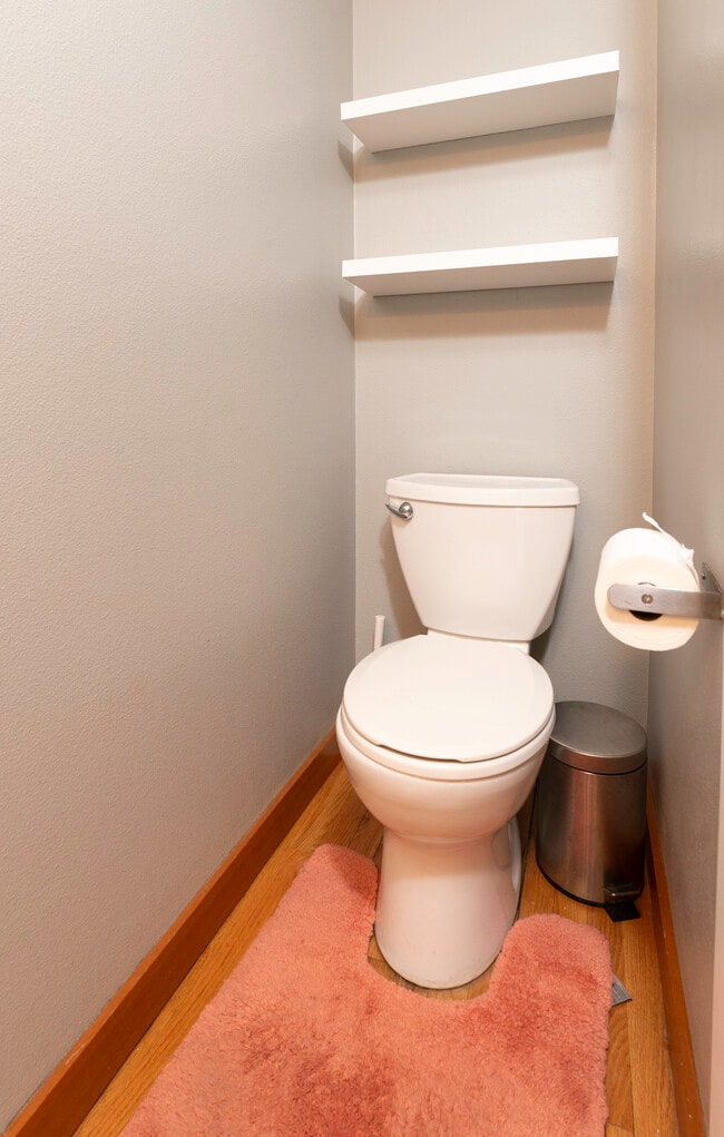 Building Photo - 3606 22nd Ave W