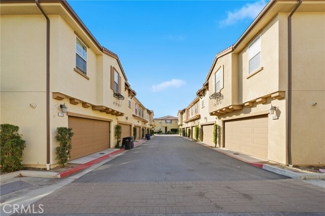 Building Photo - 2830 E Via Fiano