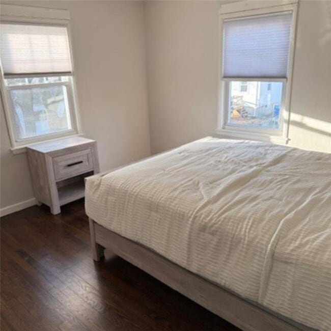Building Photo - 351 Boulevard
