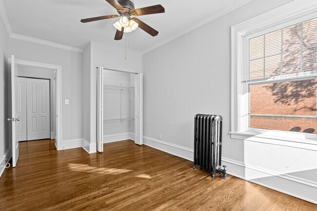 Building Photo - 6110 N Winthrop Ave
