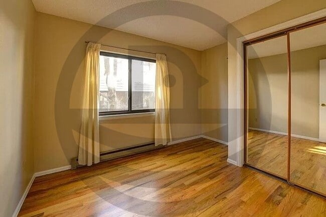 Building Photo - Special Promo Alert!  $500 off of the firs...