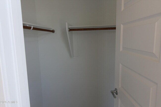 Building Photo - 3831 E Rainbow Dr