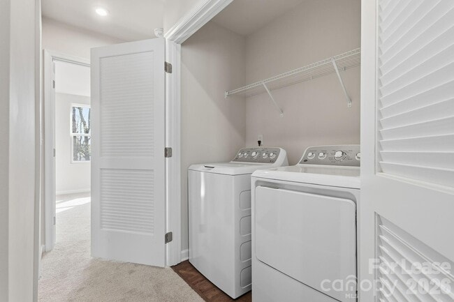 Building Photo - 7024 Capstan Ter