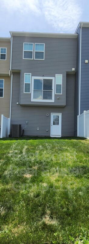 Building Photo - 408 Slick Terrace