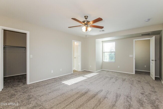 Building Photo - 17159 N 184th Dr