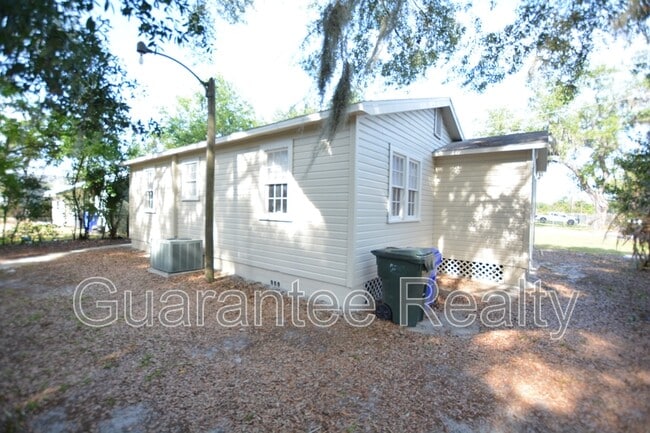 Building Photo - 119 N Longfellow Blvd