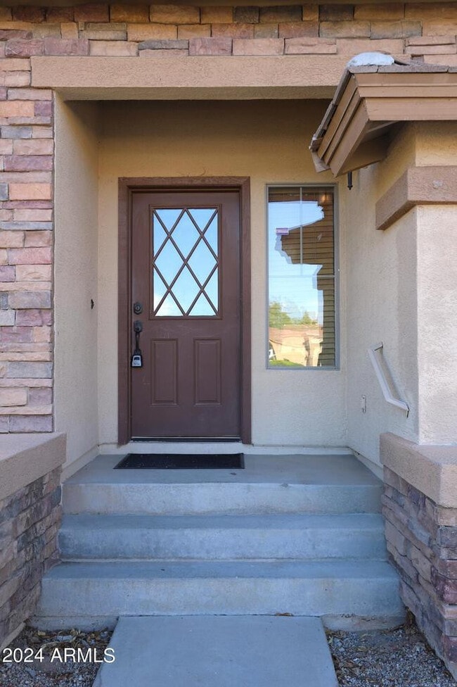 Building Photo - 2840 S Miller Dr