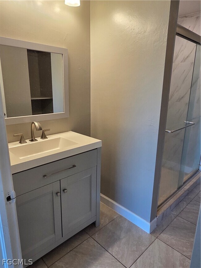 Building Photo - 1117 Gordon Ave S