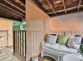 Private Covered Porch - 20 Horton St