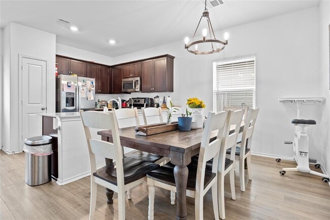 Building Photo - 14417 Dora Amellia Cv