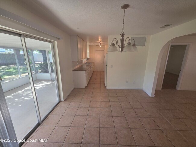 Building Photo - 2615 St Michel Ave