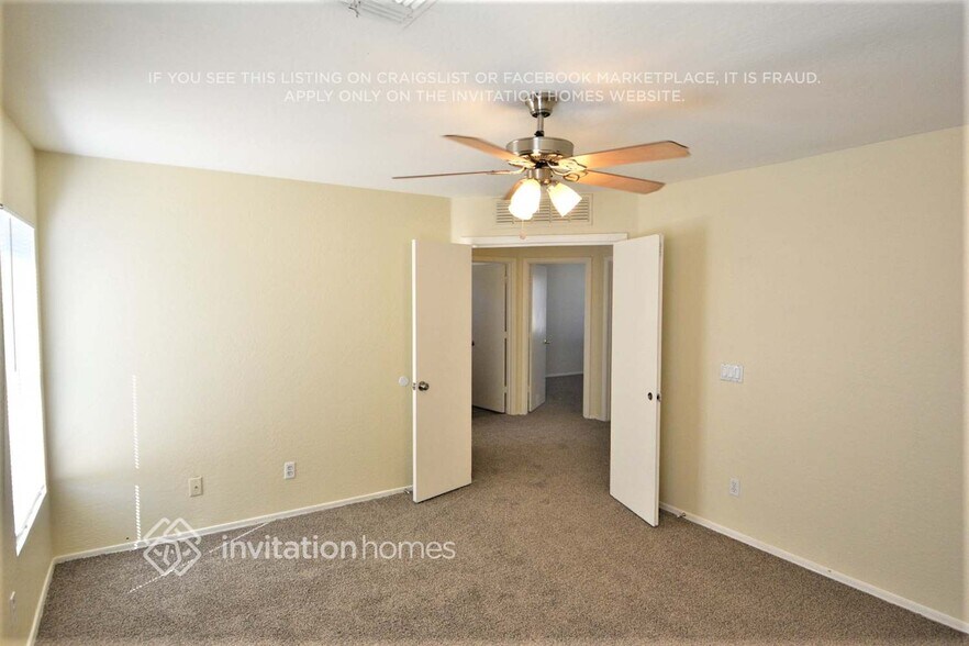 Building Photo - 12537 W Willow Ave