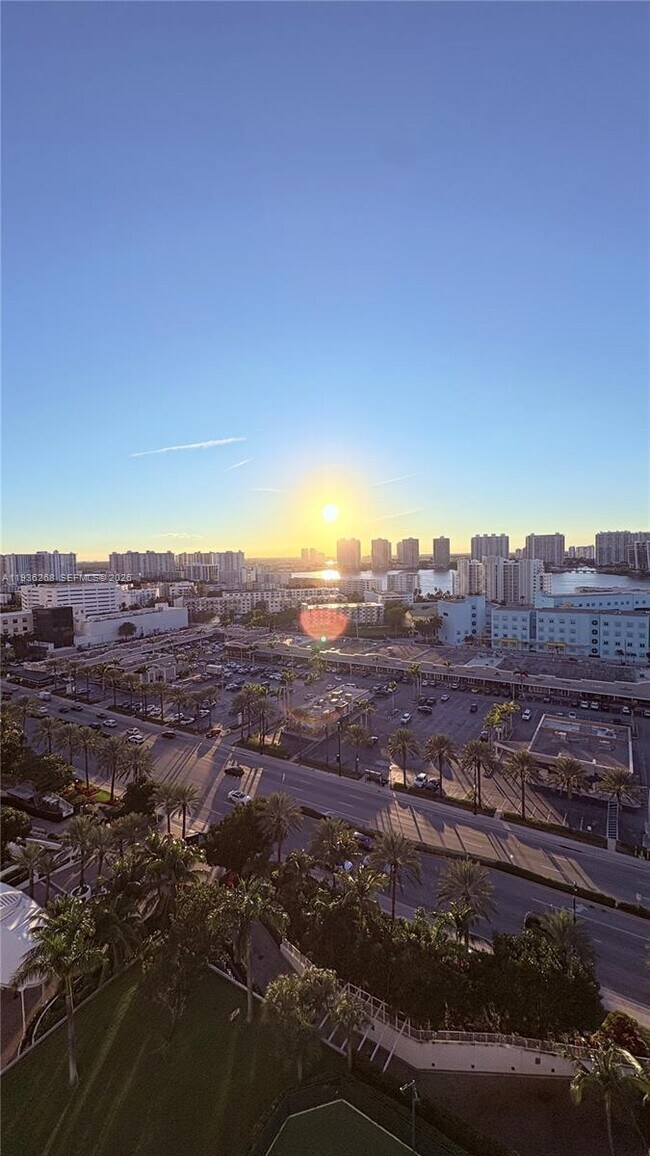 Building Photo - 18201 Collins Ave