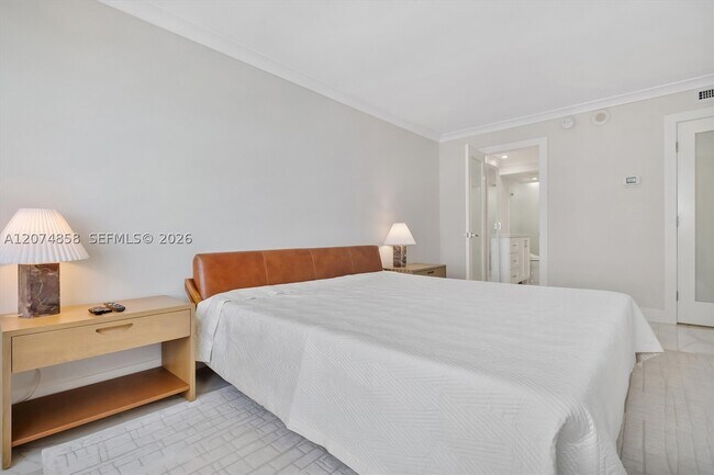 Building Photo - 5555 Collins Ave