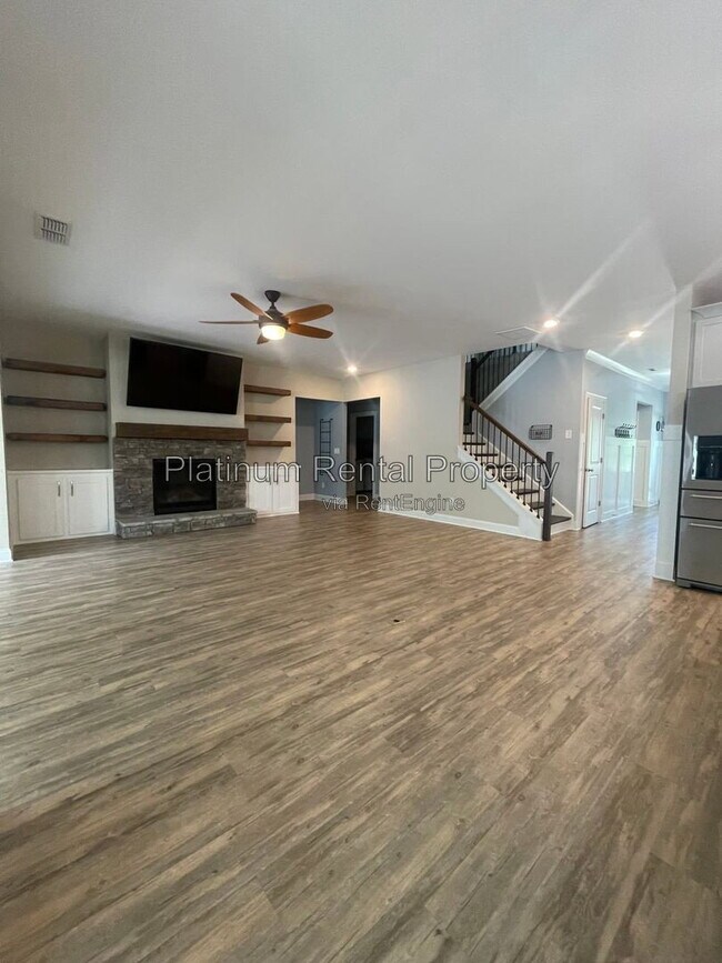 Building Photo - 3215 Summerpoint Crossing
