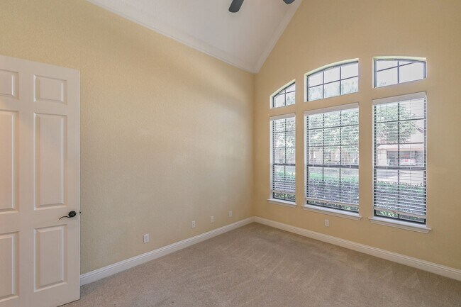 Building Photo - Coming Soon! 3 Bedroom Home in Aledo