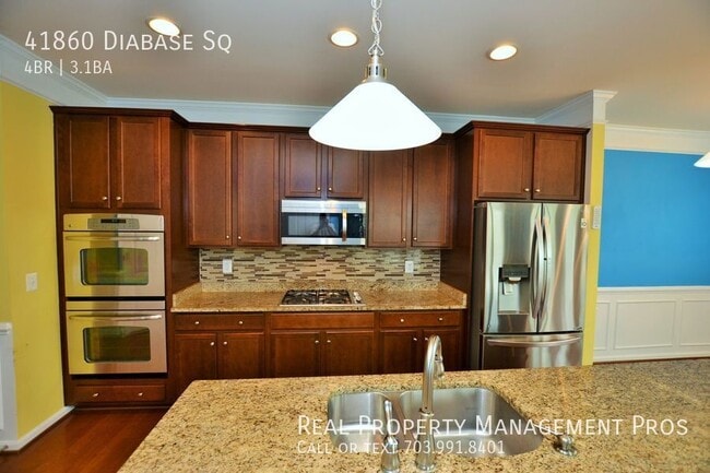 Building Photo - 41860 Diabase Square